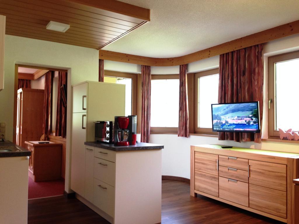 Haus Windegg Hotell Tux Exteriör bild