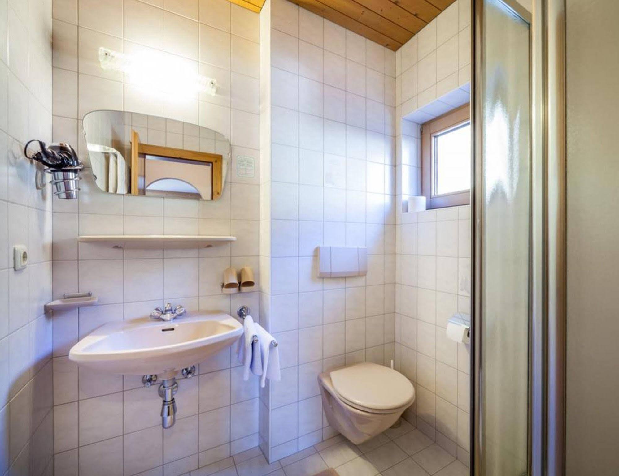 Haus Windegg Hotell Tux Exteriör bild